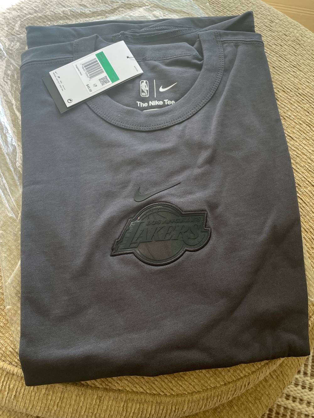 NBA Nike Lakers Tee Loose Fit Never Worn